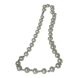 Vintage Unbranded Faux Pearl Necklace Choker 18"
